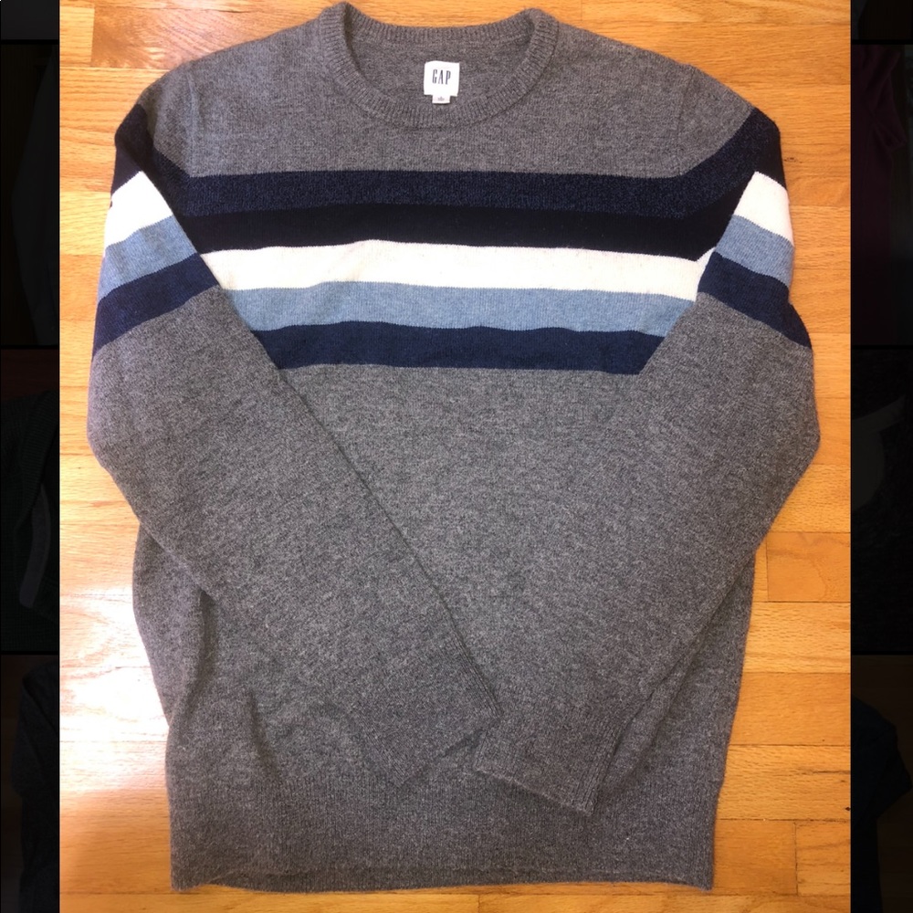 Gap Men’s striped sweater